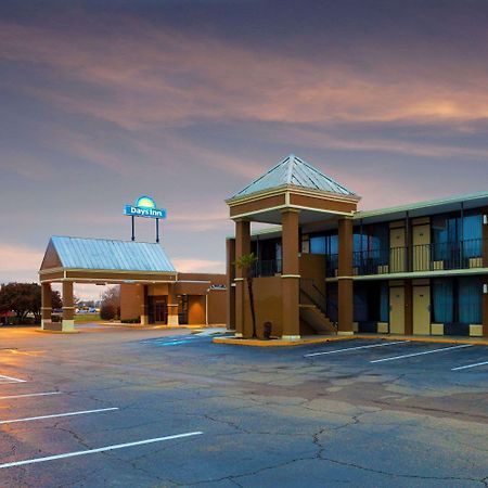 Days Inn Lafayette/University Exterior foto